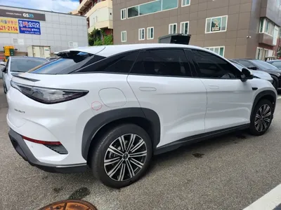 BYD Sealion 7