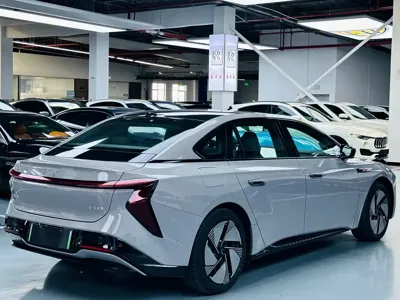 Hongqi Hongqi EH7