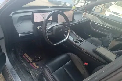 Xpeng P7