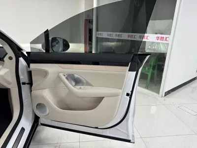 智界 Zhijie R7