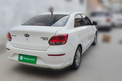 Kia Pegas