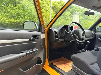 Isuzu T17