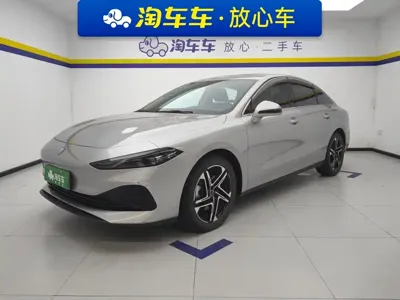 Roewe D7