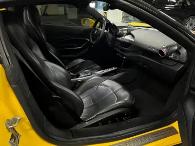 Ferrari F8
