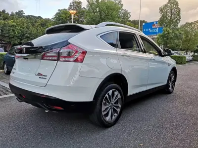 Luxgen U6