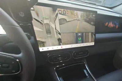 Leapmotor C11