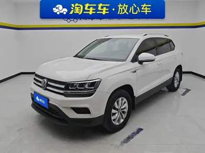 Volkswagen Tharu