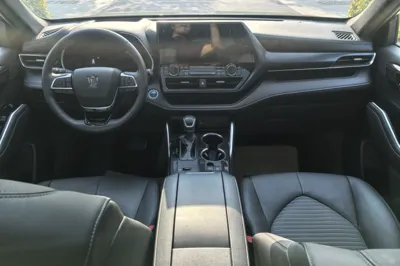 Toyota Crown Kluger