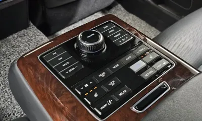 Hyundai Equus