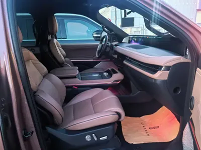 Lincoln Navigator