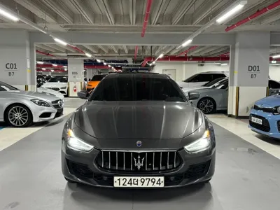 Maserati Ghibli