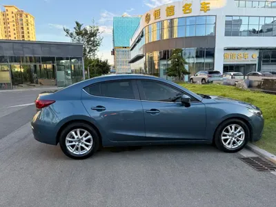 Mazda 3 Axela