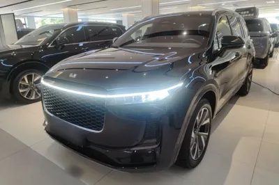 Li Auto ONE
