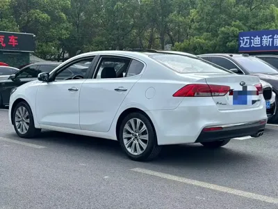 Kia K4