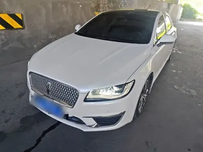 Lincoln MKZ