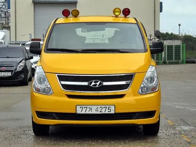 Hyundai Starex