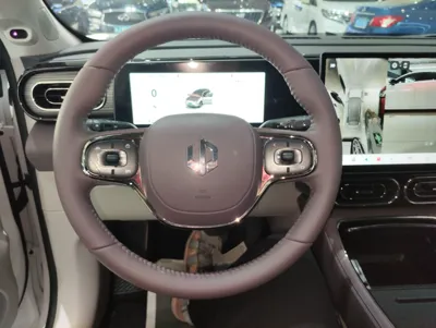 Leapmotor C11