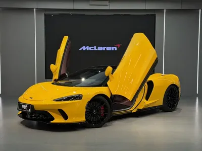 McLaren GT