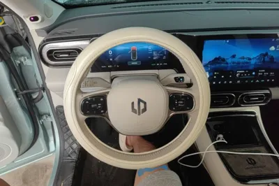 Leapmotor C11