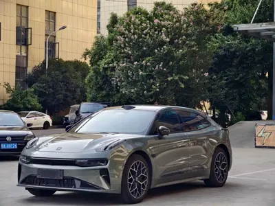 Zeekr 001