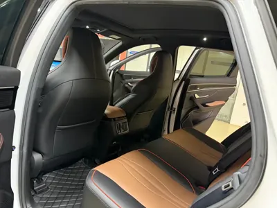 BYD PLUS