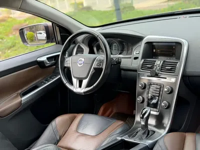 Volvo XC60 (Import)