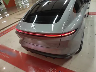 Nio ET5