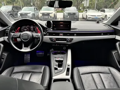 Audi A5 (Import)