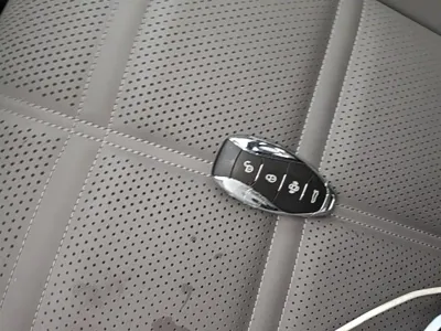 Hongqi Hongqi Tiangong 08