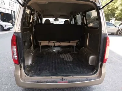 Wuling Hongguang V