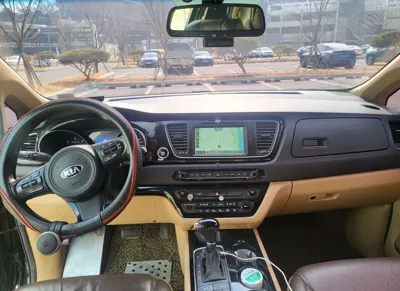 Kia Canival