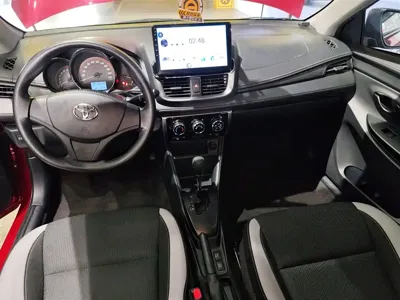 Toyota Yaris L