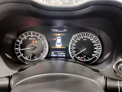 Infiniti Q50L