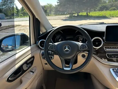 Mercedes-Benz V-Class