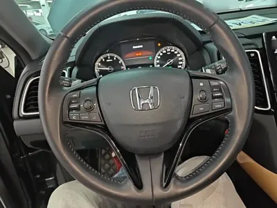 Honda UR-V