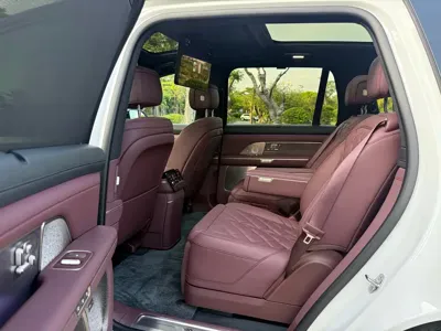 Nio ES8