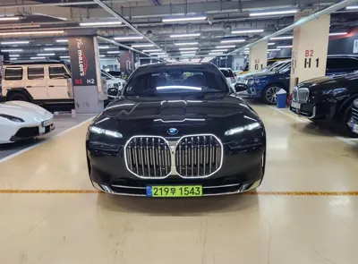BMW 7-Series