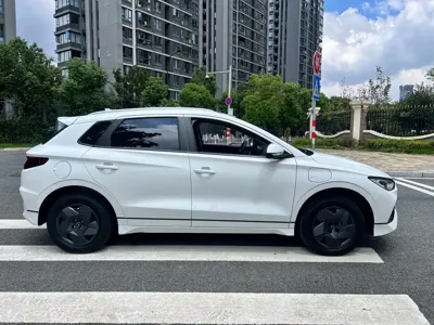 BYD e2