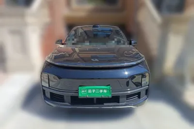 Li Auto L8