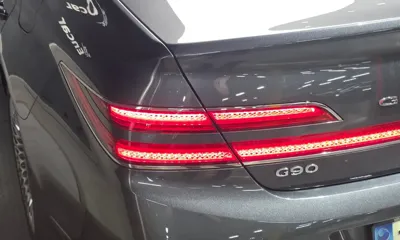 Genesis G90