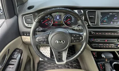 Kia Canival