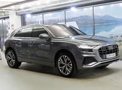 Audi Q8