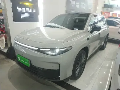 Leapmotor C10