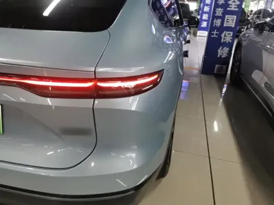 Nio EC7