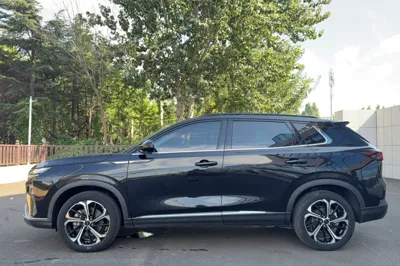 Dongfeng Aeolus Huge