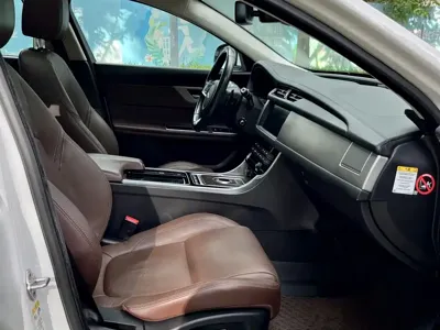 Jaguar XFL