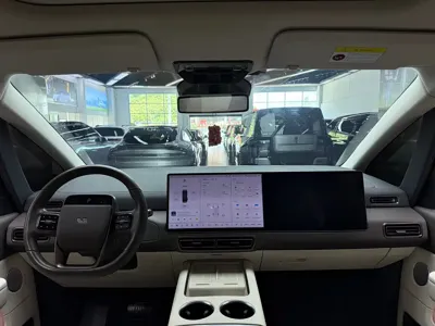 Li Auto Li MEGA