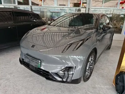Lynk & Co Z20