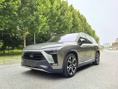 Nio ES8