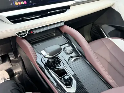 Geely Xingyue L